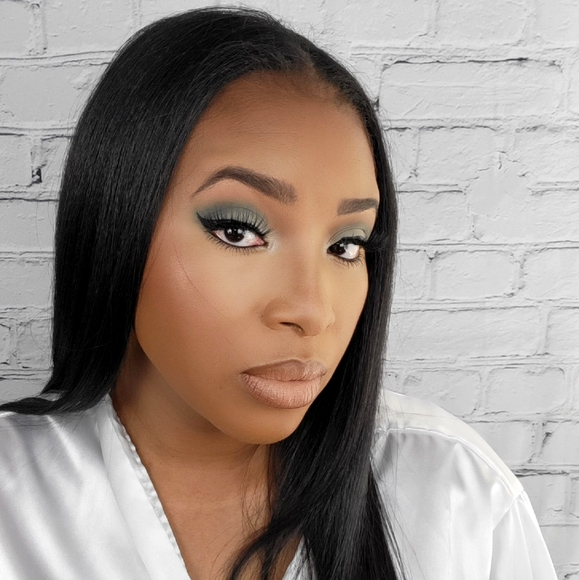 Meet your Posher, MJ - Picture 2 of 6